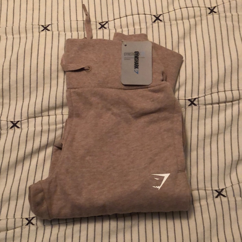 Gym shark joggers NWT